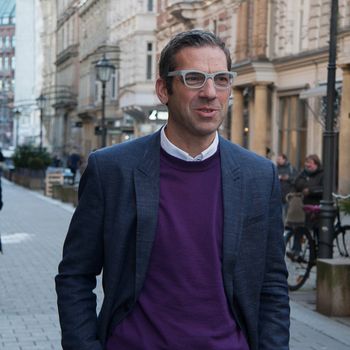 Florian Altmann | Director | Customer Strategy & Applied Design